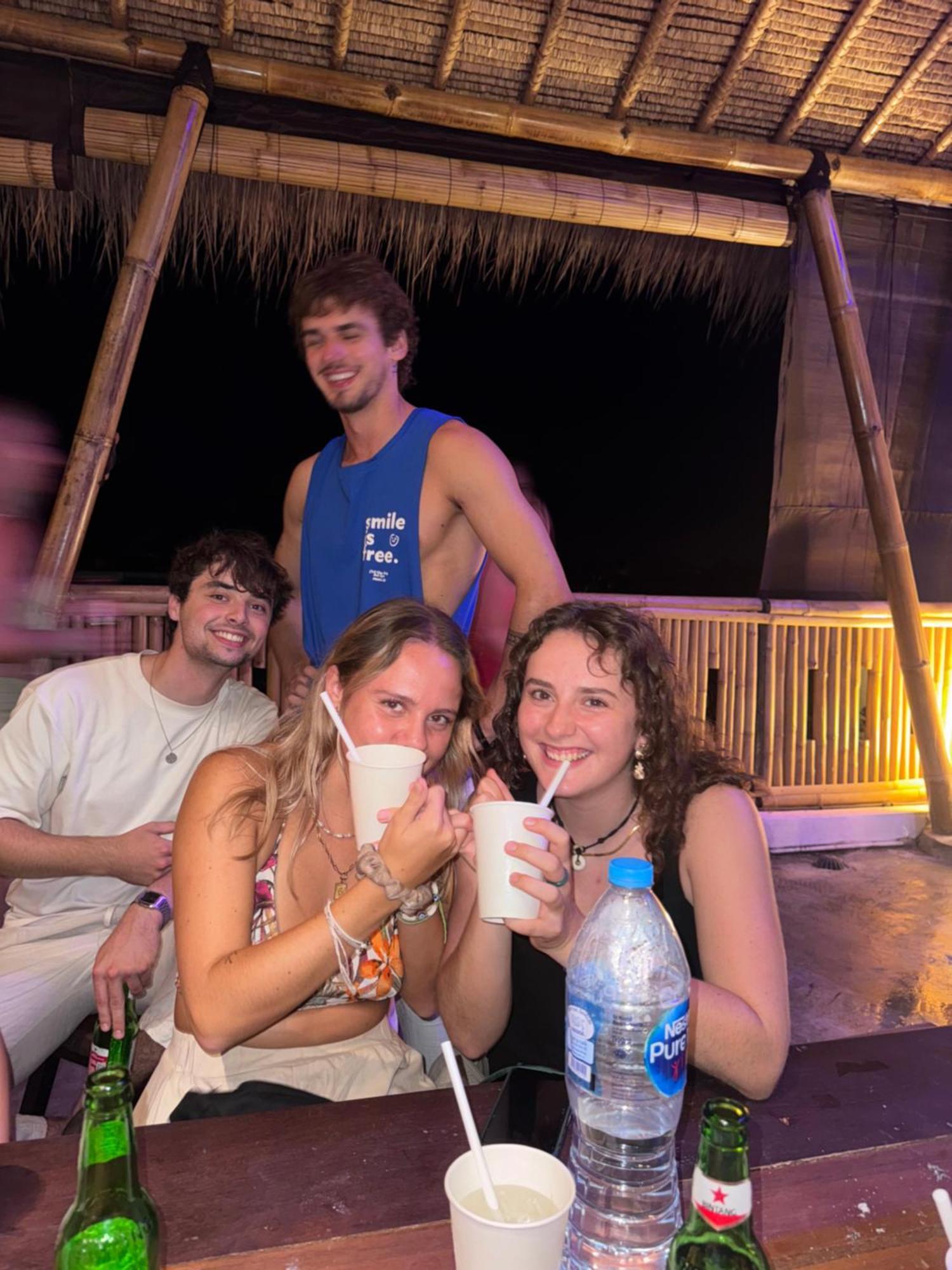 Canggu Central Hostel Kültér fotó