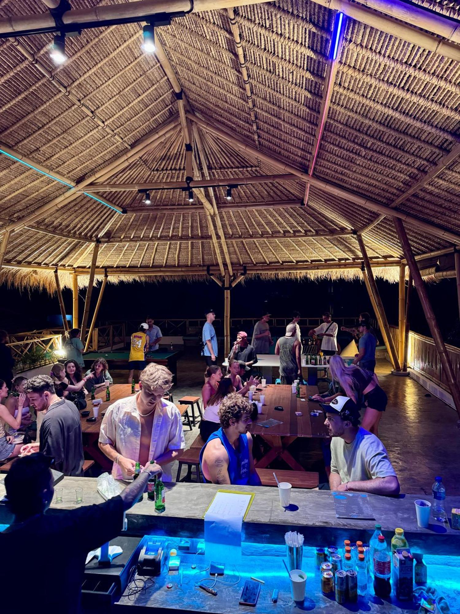 Canggu Central Hostel Kültér fotó