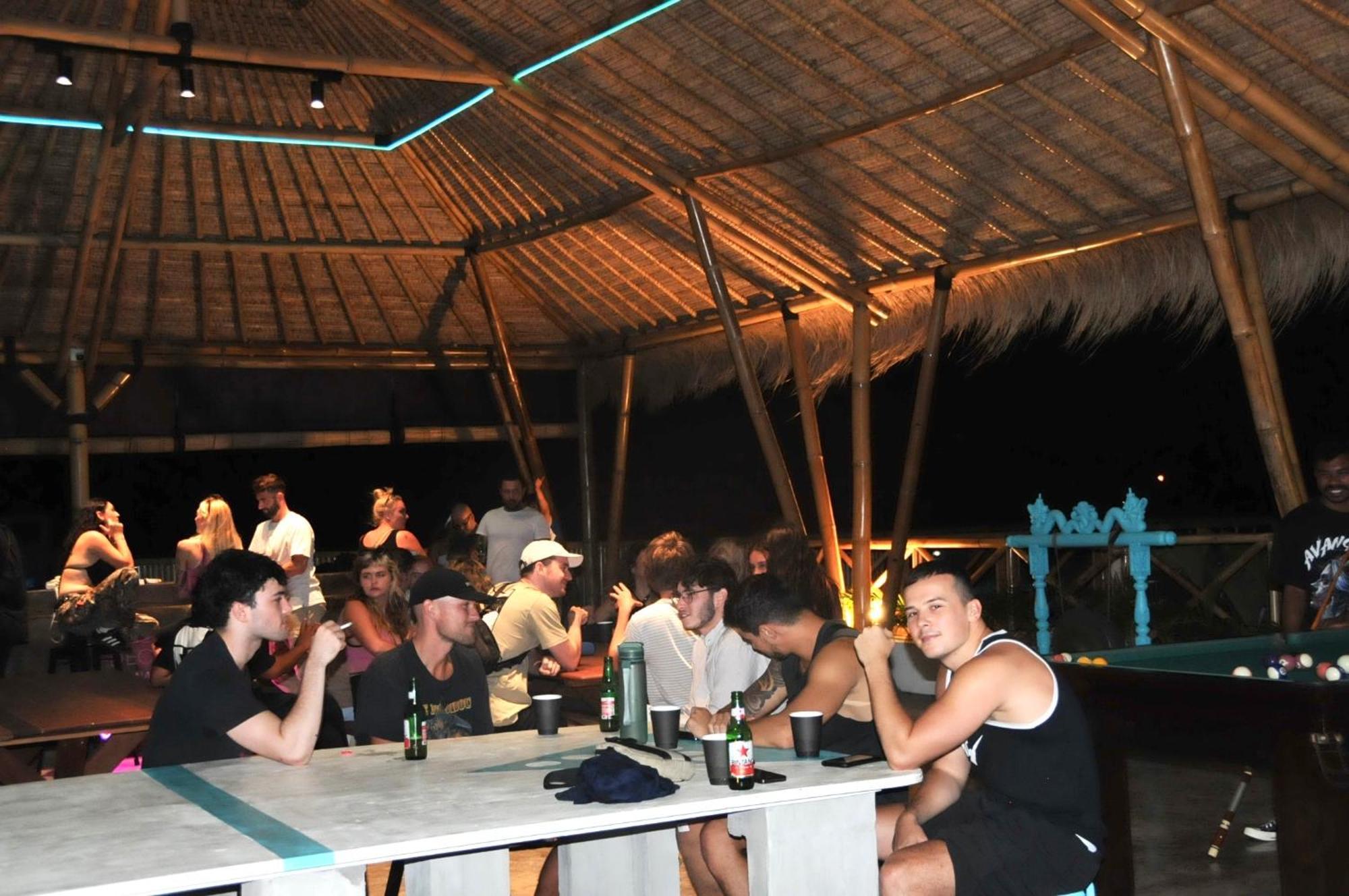 Canggu Central Hostel Kültér fotó